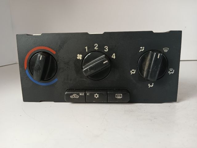 bontott OPEL ZAFIRA A Fűtéskapcsoló (manuális klímás)