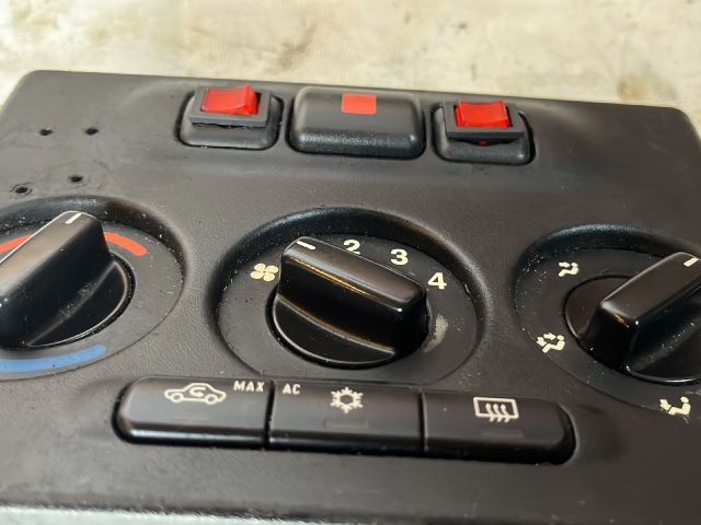 bontott OPEL ZAFIRA A Fűtéskapcsoló (manuális klímás)