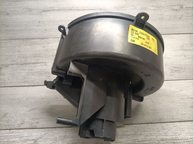 bontott OPEL ZAFIRA A Fűtőmotor (Klímás)