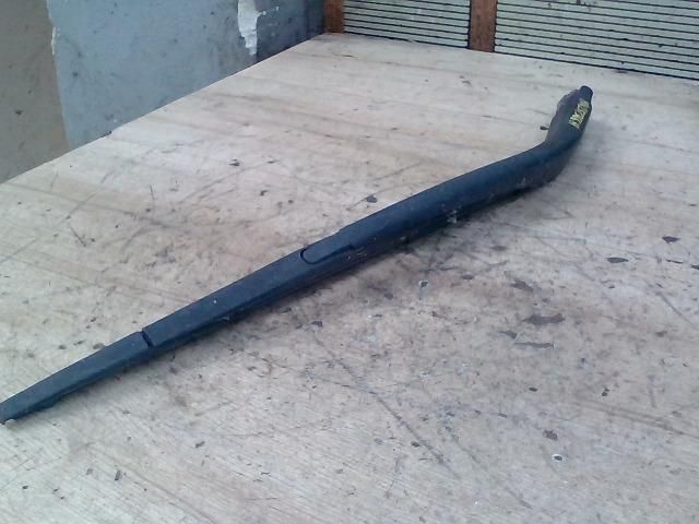 bontott OPEL ZAFIRA A Hátsó Ablaktörlő Kar