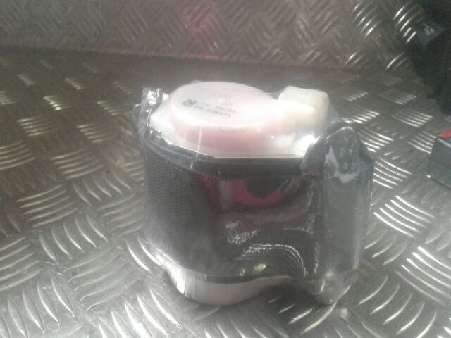 bontott OPEL ZAFIRA A Hátsó középső Biztonsági Öv