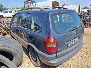 bontott OPEL ZAFIRA A Hátsó középső Fejtámla