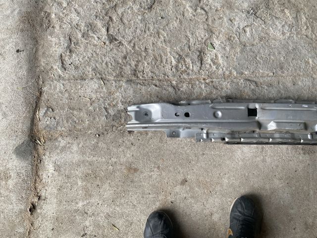 bontott OPEL ZAFIRA A Hátsó Lökhárító Merevítő (Fém)