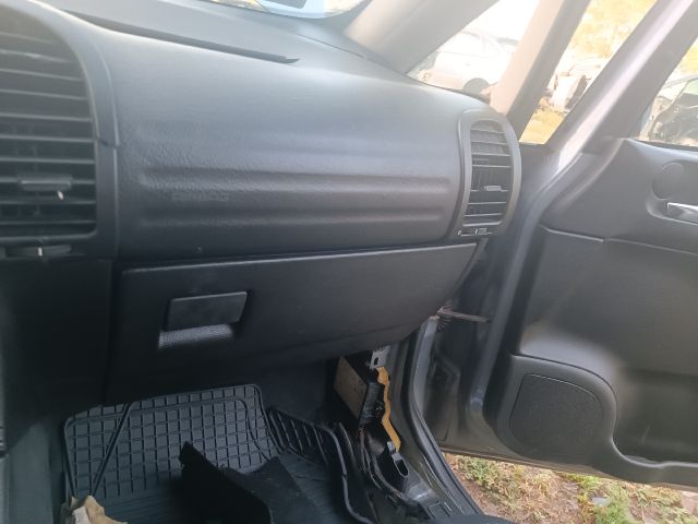 bontott OPEL ZAFIRA A Hátsó Ülés