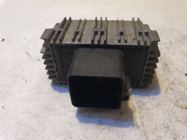 bontott OPEL ZAFIRA A Izzító Relé