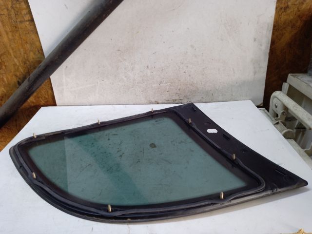 bontott OPEL ZAFIRA A Jobb C Oszlop Oldalablak Üveg