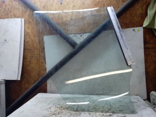 bontott OPEL ZAFIRA A Jobb első Ablak