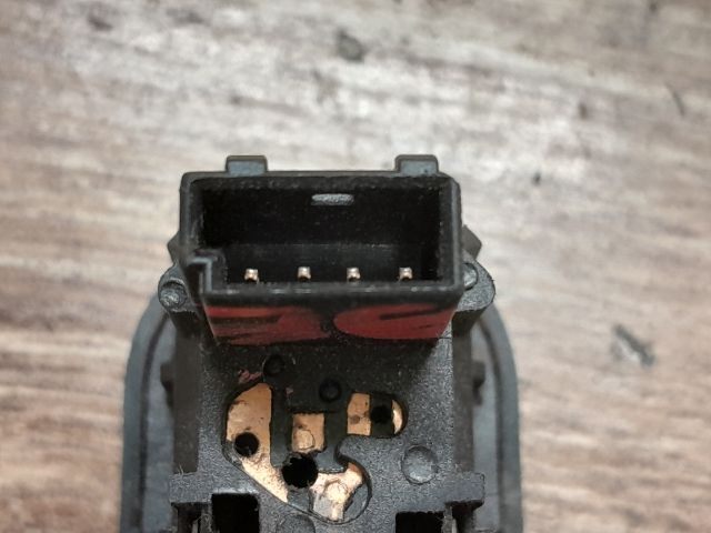 bontott OPEL ZAFIRA A Jobb első Ablakemelő Kapcsoló