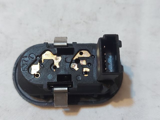 bontott OPEL ZAFIRA A Jobb első Ablakemelő Kapcsoló