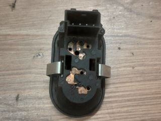 bontott OPEL ZAFIRA A Jobb első Ablakemelő Kapcsoló