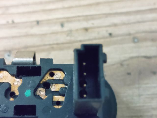 bontott OPEL ZAFIRA A Jobb első Ablakemelő Kapcsoló