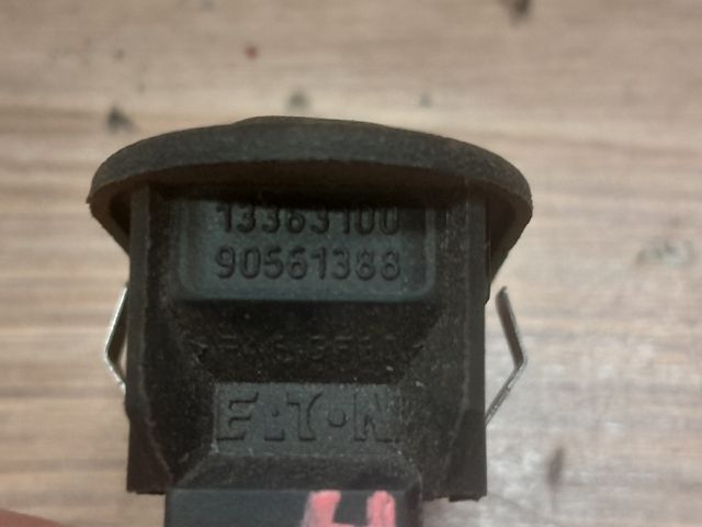 bontott OPEL ZAFIRA A Jobb első Ablakemelő Kapcsoló