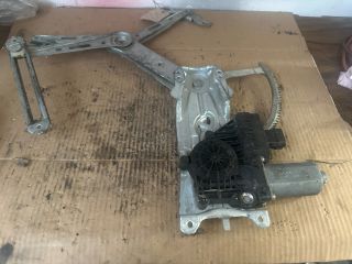 bontott OPEL ZAFIRA A Jobb első Ablakemelő Motor
