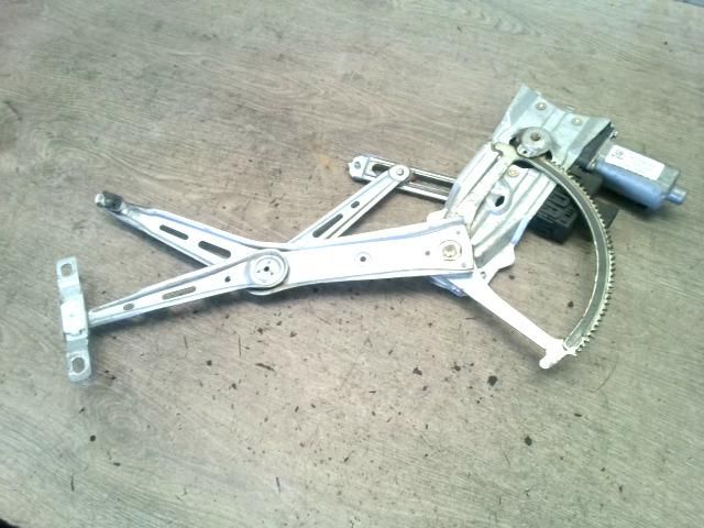 bontott OPEL ZAFIRA A Jobb első Ablakemelő Szerkezet (Elektromos)