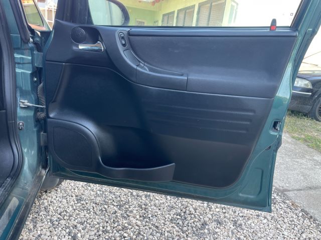 bontott OPEL ZAFIRA A Jobb első Ajtó Kárpit