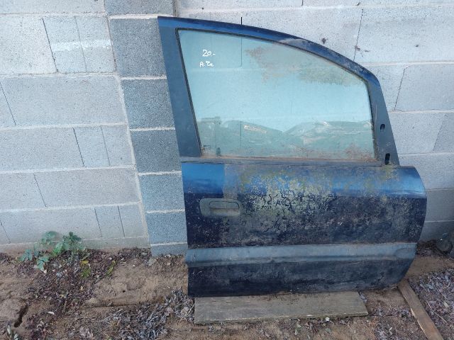 bontott OPEL ZAFIRA A Jobb első Ajtó (Részeivel)