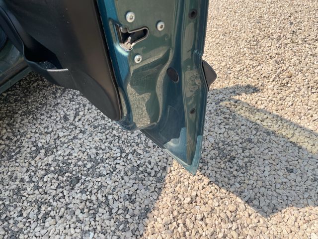 bontott OPEL ZAFIRA A Jobb első Ajtó (Üres lemez)