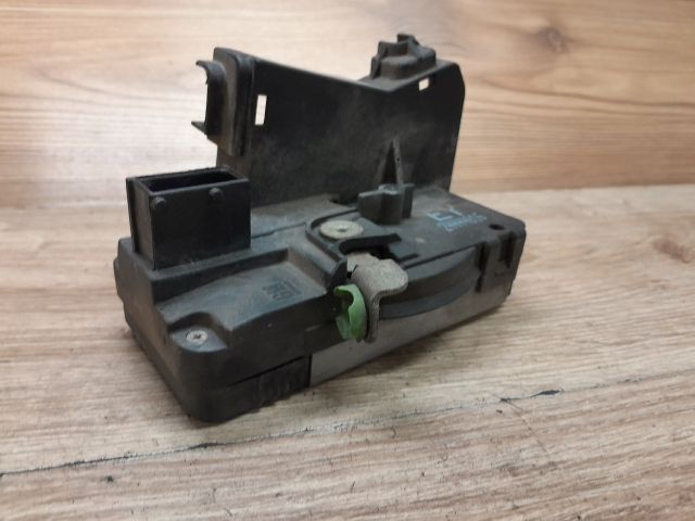 bontott OPEL ZAFIRA A Jobb első Ajtózár