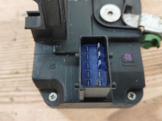 bontott OPEL ZAFIRA A Jobb első Ajtózár