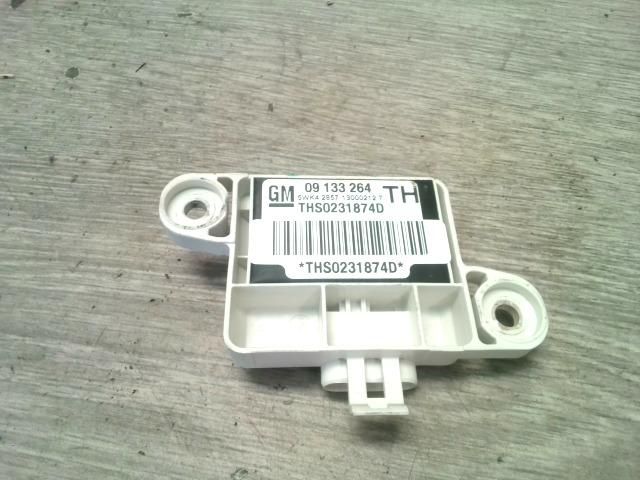 bontott OPEL ZAFIRA A Jobb első Oldal Ütközés Érzékelő