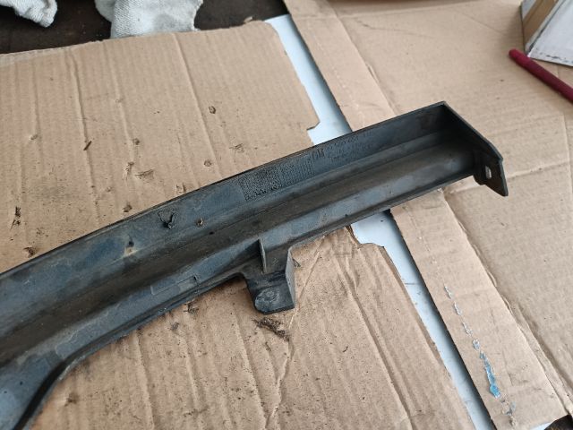 bontott OPEL ZAFIRA A Jobb Fényszóró Bajusz Díszléc