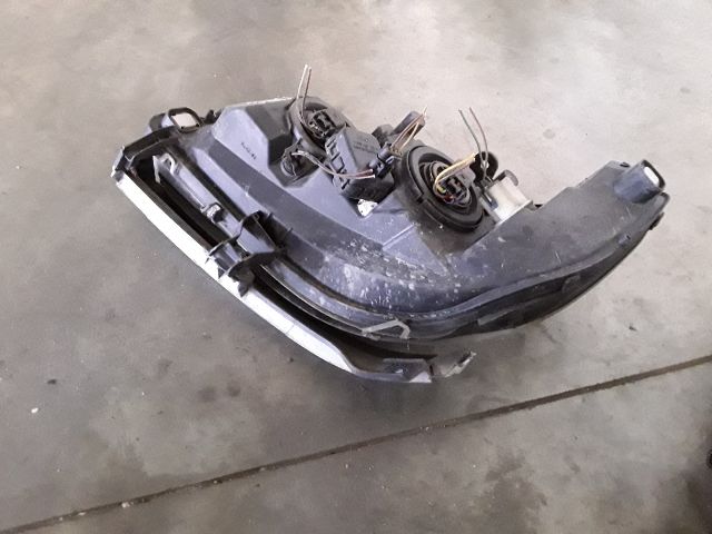 bontott OPEL ZAFIRA A Jobb Fényszóró