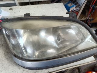 bontott OPEL ZAFIRA A Jobb Fényszóró