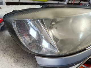 bontott OPEL ZAFIRA A Jobb Fényszóró