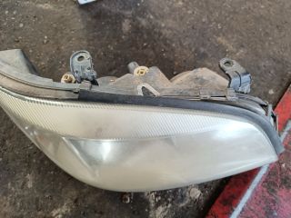 bontott OPEL ZAFIRA A Jobb Fényszóró