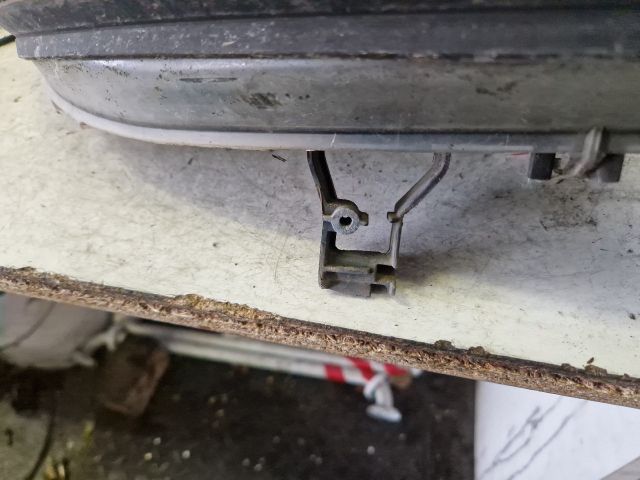 bontott OPEL ZAFIRA A Jobb Fényszóró