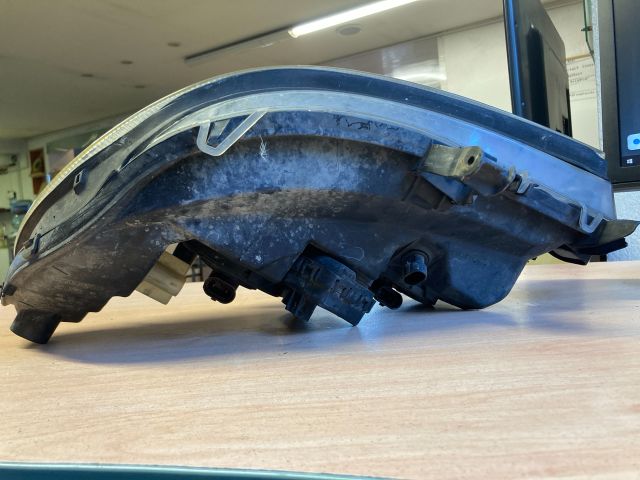 bontott OPEL ZAFIRA A Jobb Fényszóró