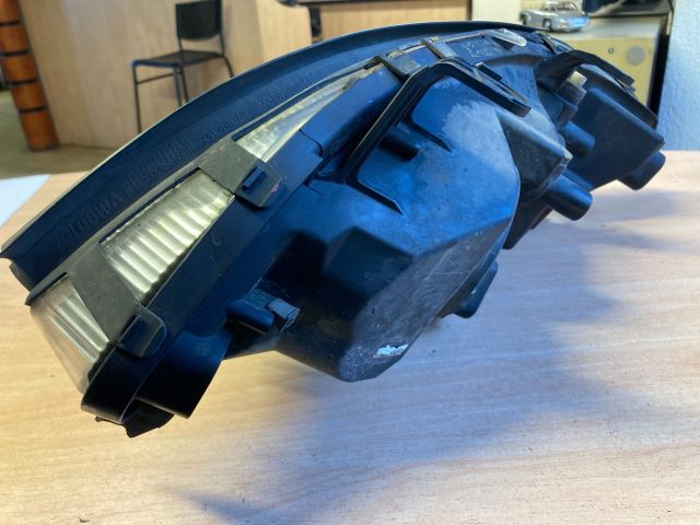 bontott OPEL ZAFIRA A Jobb Fényszóró