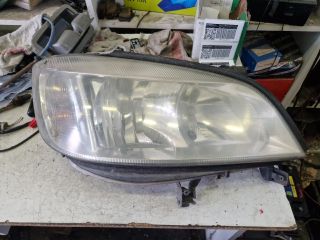 bontott OPEL ZAFIRA A Jobb Fényszóró