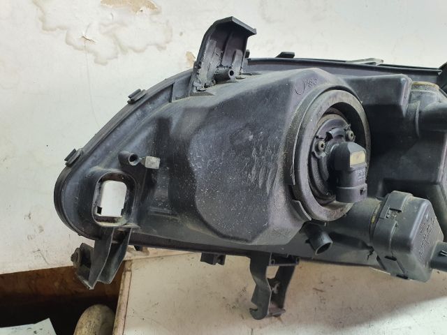 bontott OPEL ZAFIRA A Jobb Fényszóró