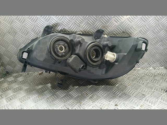 bontott OPEL ZAFIRA A Jobb Fényszóró