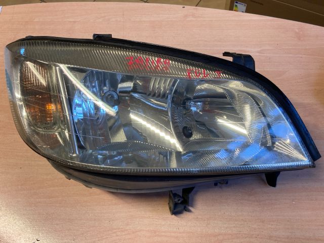 bontott OPEL ZAFIRA A Jobb Fényszóró