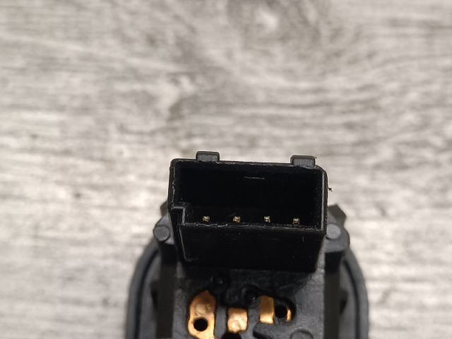 bontott OPEL ZAFIRA A Jobb hátsó Ablakemelő Kapcsoló