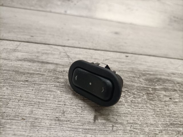 bontott OPEL ZAFIRA A Jobb hátsó Ablakemelő Kapcsoló