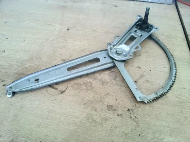 bontott OPEL ZAFIRA A Jobb hátsó Ablakemelő Szerkezet (Mechanikus)