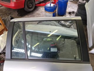 bontott OPEL ZAFIRA A Jobb hátsó Ajtó (Részeivel)