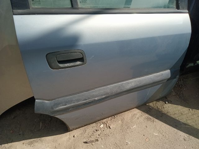 bontott OPEL ZAFIRA A Jobb hátsó Ajtó (Részeivel)