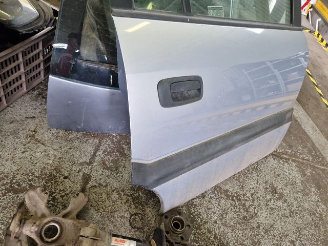 bontott OPEL ZAFIRA A Jobb hátsó Ajtó (Részeivel)
