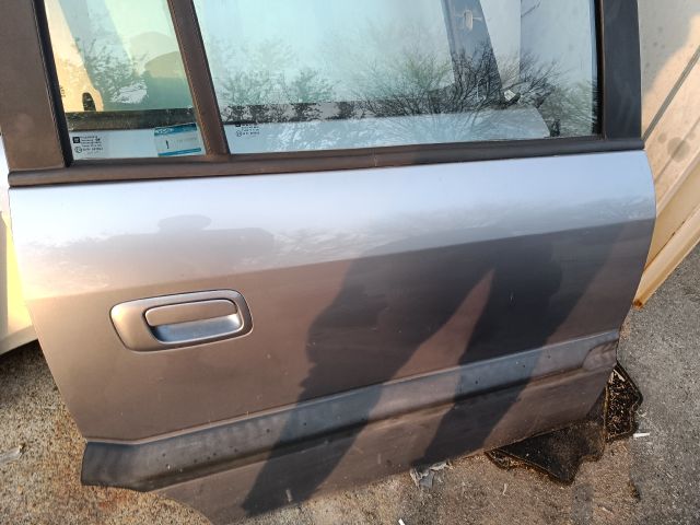 bontott OPEL ZAFIRA A Jobb hátsó Ajtó (Részeivel)