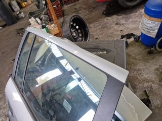 bontott OPEL ZAFIRA A Jobb hátsó Ajtó (Részeivel)