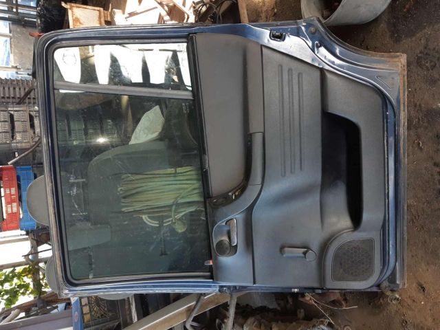 bontott OPEL ZAFIRA A Jobb hátsó Ajtó (Üres lemez)