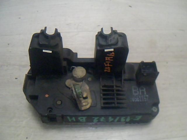 bontott OPEL ZAFIRA A Jobb hátsó Ajtózár