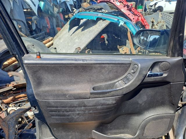 bontott OPEL ZAFIRA A Jobb hátsó Fejtámla