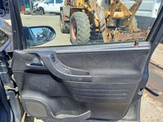 bontott OPEL ZAFIRA A Jobb hátsó Fejtámla