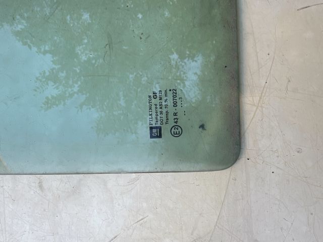 bontott OPEL ZAFIRA A Jobb hátsó Fixüveg (Ajtóban)