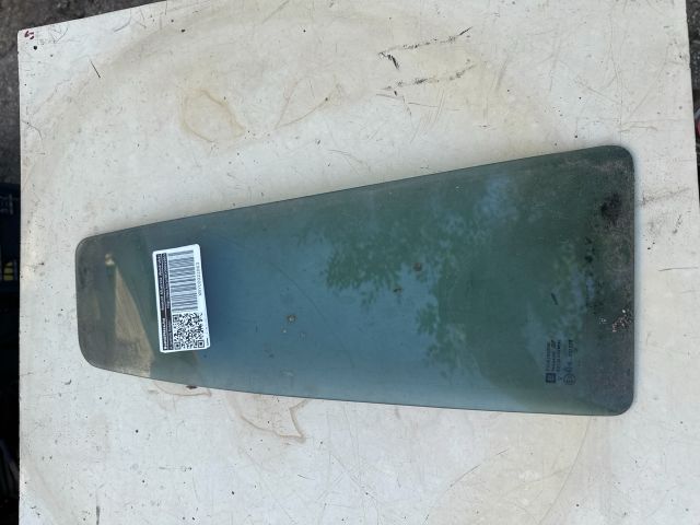 bontott OPEL ZAFIRA A Jobb hátsó Fixüveg (Ajtóban)